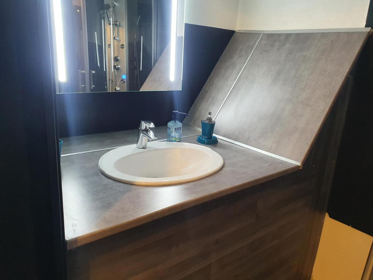 Firas Appartement Βαλενσιέν Εξωτερικό φωτογραφία