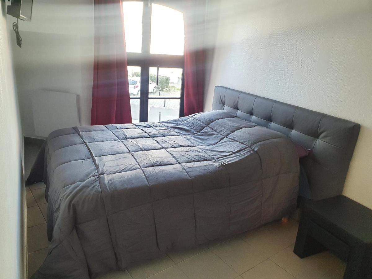 Firas Appartement Βαλενσιέν Εξωτερικό φωτογραφία